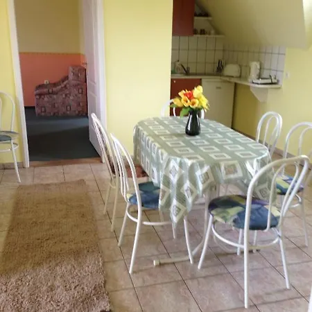 Rozsa Apartman Bük